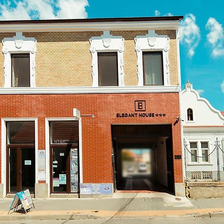 Elegant House Hotel Fagaras Luaran gambar