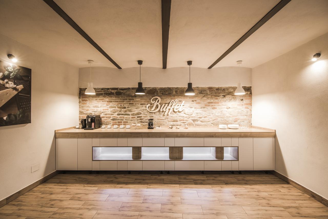 Elegant House Hotel Fagaras Luaran gambar
