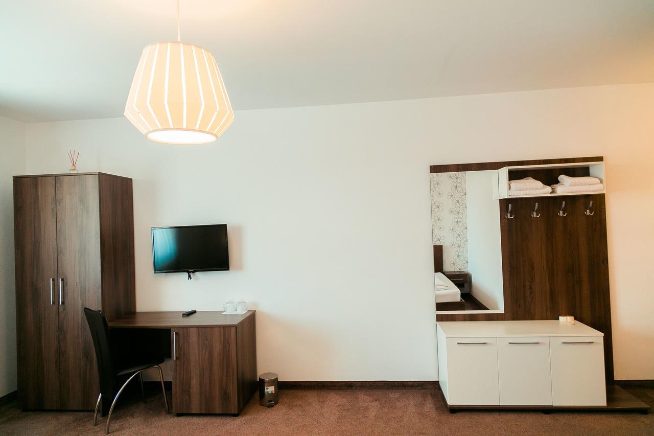 Elegant House Hotel Fagaras Luaran gambar