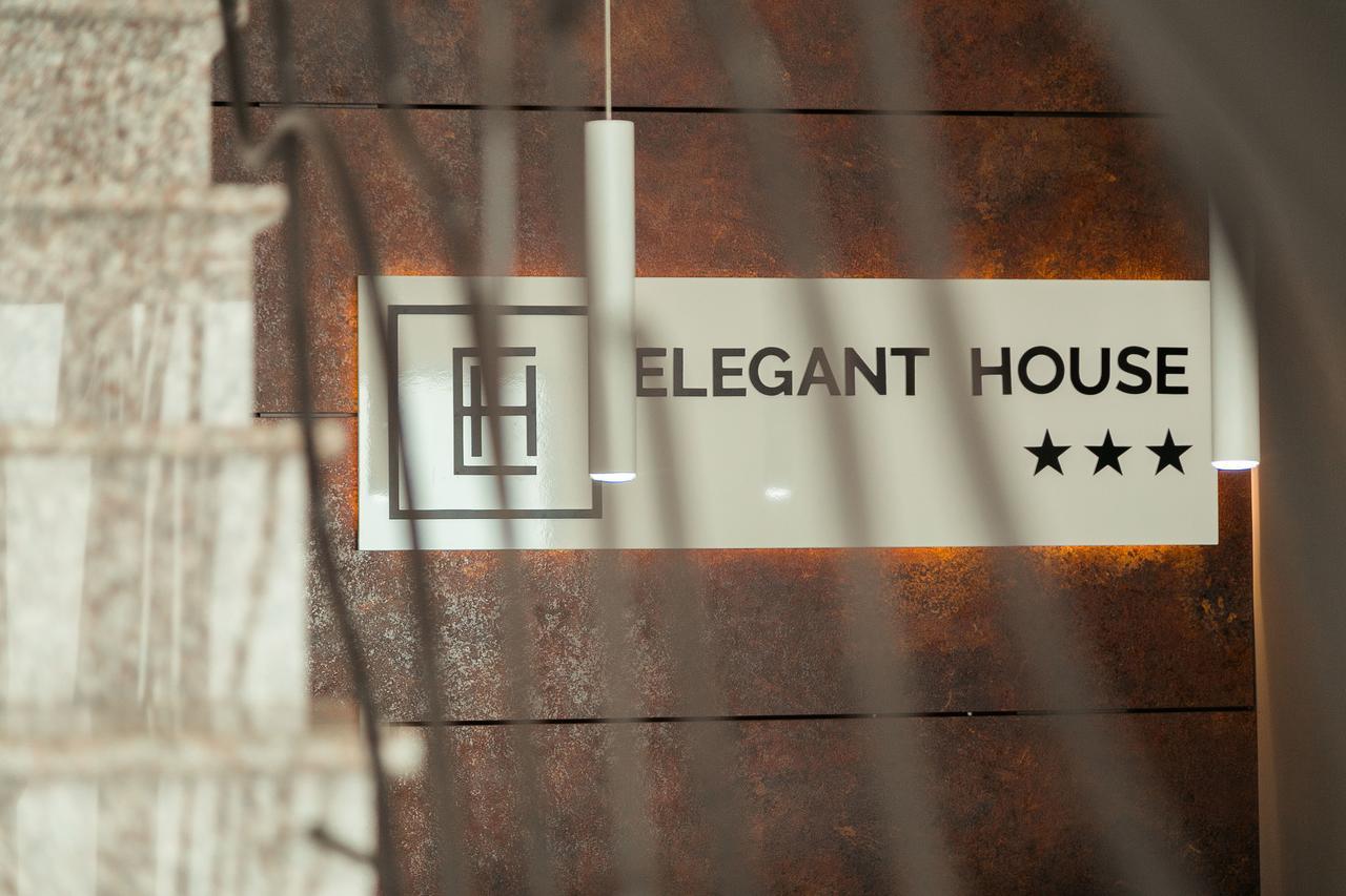 Elegant House Hotel Fagaras Luaran gambar