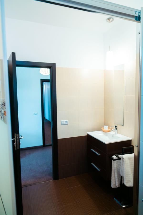 Elegant House Hotel Fagaras Luaran gambar